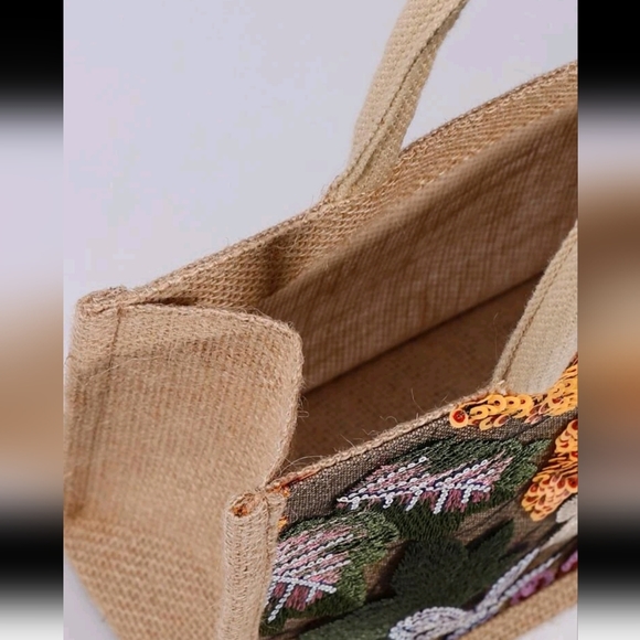 Sequined floral embroidery bag - Picture 4 of 8